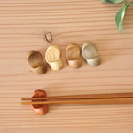 木の箸置き　『アウトレット品②』5個セット 豆形 ミニサイズ 木の種類いろいろ
