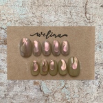 asymmetry×pistàcchio♡〈 ネイル　シアー ネイルチップ ミラー 秋 冬 春　ちぐはぐ　アシンメトリー　ニュアンス おしゃれ 成人式　卒業式　  