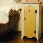 かわいい扉付きキャビネット　(わけあり試作品　現物限り)