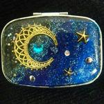 宇宙塗りピルケース