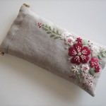 刺繍の眼鏡ケース（バネ口）
