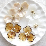 大ぶり＊アクリルマーブルフラワーピアス/イヤリング