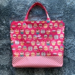 【an様ご予約品】★ファスナー付ラミネートバッグ＊カップケーキが可愛い☆チェリーピンク★ 