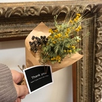 mini dry flower bouquet