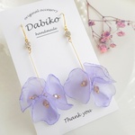 K16シフォンフラワーのキラキラ上品ピアス/イヤリング🌼（パープル・春・夏・ガラス・シンプル・花・フラワー・大人可愛い・揺れる ゆらゆら)