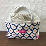 再２♡　洗える！保冷お弁当用バッグ　幼児・子供用サイズ　女の子用　花柄　ブルー×ピンク