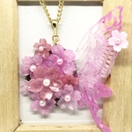 満開の桜･蝶々･ネックレス