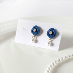 水引 小花ピアス/イヤリング　 瑠璃色
