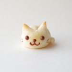 白ネコちゃんパン（ストラップ加工できます）