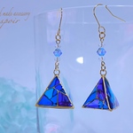 レジン ステンドグラス 三角 ピアス/イヤリング