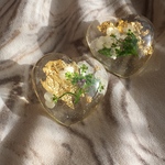 大きなハートピアス クリア×白いお花