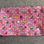  60×40　スマイル野菜のランチョンマット（ピンク）