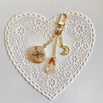 イニシャル入りキーホルダー