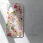 小さな桜のスマホケース