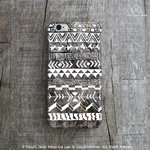 手描き アズテック柄  ウッド iPhoneケース [iPhone4/4s～iPhone8 , iPhone8 plus]★アズテック ジオメトリック boho　ボヘミアン　木目調