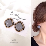 【EIMI】刺繍ブロンズビーズカボション×ブルーグレー ＊ ピアス/イヤリング