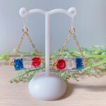 トリコロール フラワー トライアングル ピアス イヤリング♪