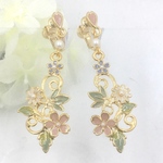 【再販】イヤリング・桜と透かし細工のドロップイヤリング/ゴールド