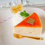チーズケーキとホイップのプレート