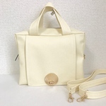 【20%OFF】ゴールドが目を惹くおむつポーチ