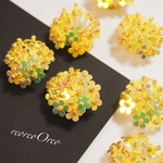  Flower  bouquet  yellow