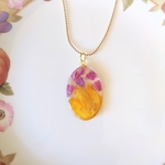小さなひまわり🌻とスターチスの花びらネックレス
