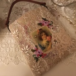 リボン刺繍　女の子のポシェットバッグ