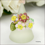 （新作）スワロフスキー桃色のお花達リング（スワロフスキー ビーズリング）《ビーズアクセサリー》