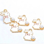 かわいいうさぎの金属チャーム　ピンク