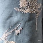 刺繍布＜ぼあーんぼあーん ＞綿麻　サックス30センチ