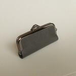 革の　がま口型印鑑ケース（呂色　型押し）