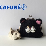 =リフ編みで編んだ黒ネコちゃんがま口コインケース=