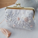 【月夜とともに・白リネン】手刺繍 ミニポーチ