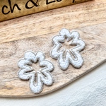 【Gather Shells】ビーズ刺繍の大振りイヤリング、ピアス