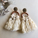 wood×tassel 大ぶりピアス・イヤリング