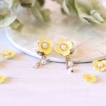 菜の花ひと粒＊ピアス／イヤリング　(イエロー)