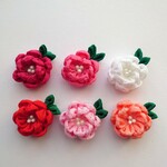 【送料無料】つまみ細工❋葉つき花パーツ　(２２)