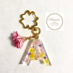 イニシャルハーバリウムキーホルダーA フラワータッセル付き