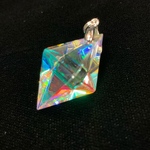 虹の結晶 ビビッド　アナテース型ペンダントトップ　VD-225