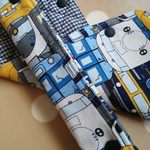 再販③スリム水筒肩ひもカバー／リバーシブル【ぎゅうぎゅう電車／ｷﾞﾝｶﾞﾑﾁｪｯｸ 】黒
