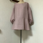 オーガニックリネン　イチゴミルク　ペプラムブラウス💕