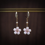 【再販】桜と淡水パールのキュービックジルコニア付きピアス