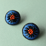 ＜Stella～遊び好きの星～＞刺繍ピアス◎クラシックブルー◎2way★ロングポスト/アレルギー対応変更可能 