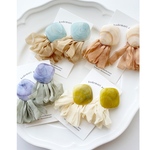 color　frill　ピアス／イヤリング
