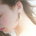 コットンパールの一粒ピアス