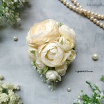 ローズのコサージュ*Elegant*ティアドロップ型（アーティフィシャルフラワーのコサージュ／卒園式・卒業式・入園式・入学式・結婚式・パーティーなどに)  