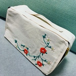 ポーチ　刺繍ポーチ　オムツポーチ
