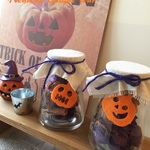 人気ボトルシリーズ♪ハロウィン　ミニボトルアレンジ　リネン布蓋　