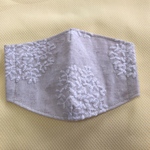 半立体マスク 綿リネン刺繍入り