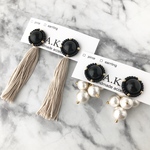 ビジュータッセルピアス/ボリュームパールピアス